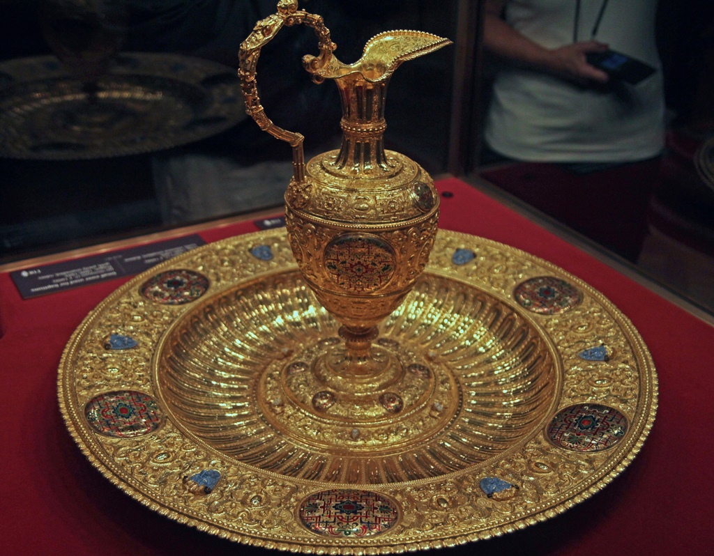 Ewer and Basin Used for Imperial Baptisms